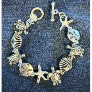 Periwinkle by Barlow Sealife Bracelet